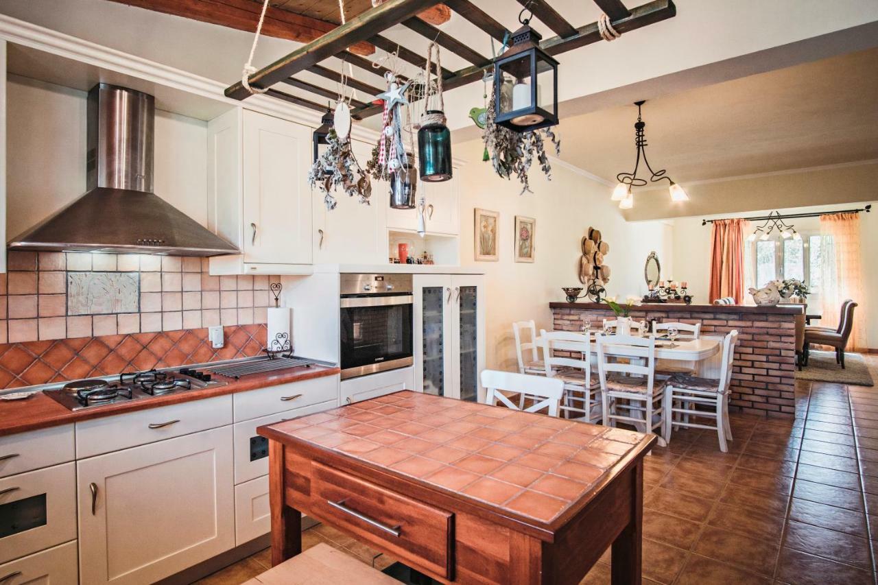Birdsing Cottage ดัสเซีย ภายนอก รูปภาพ